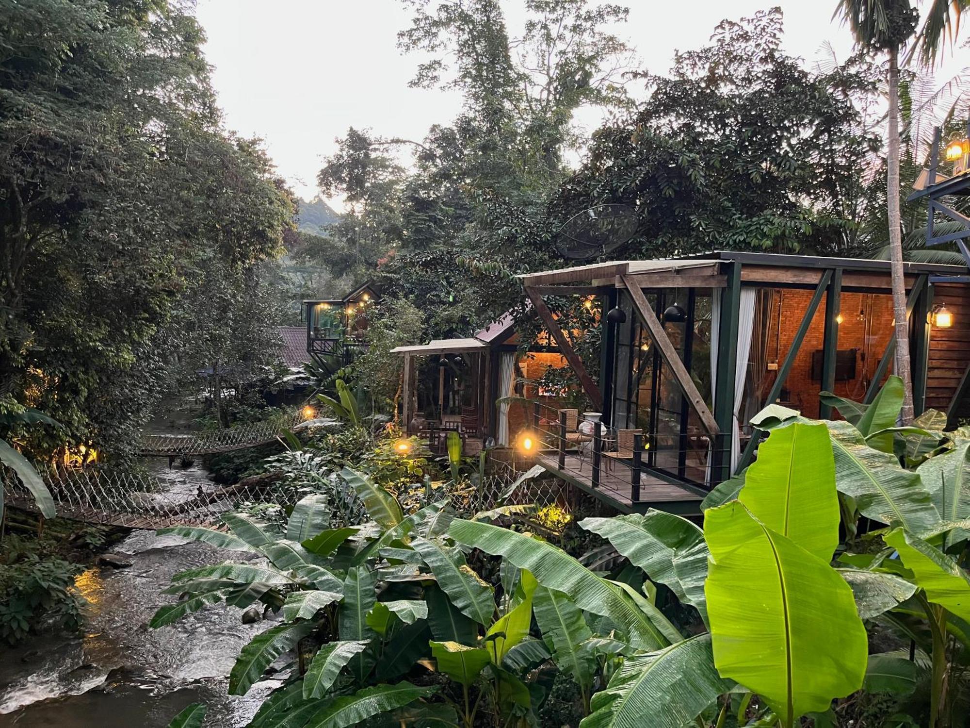 Voraman Hut Hotel Ban Pang Bo Hu Bon Exterior photo
