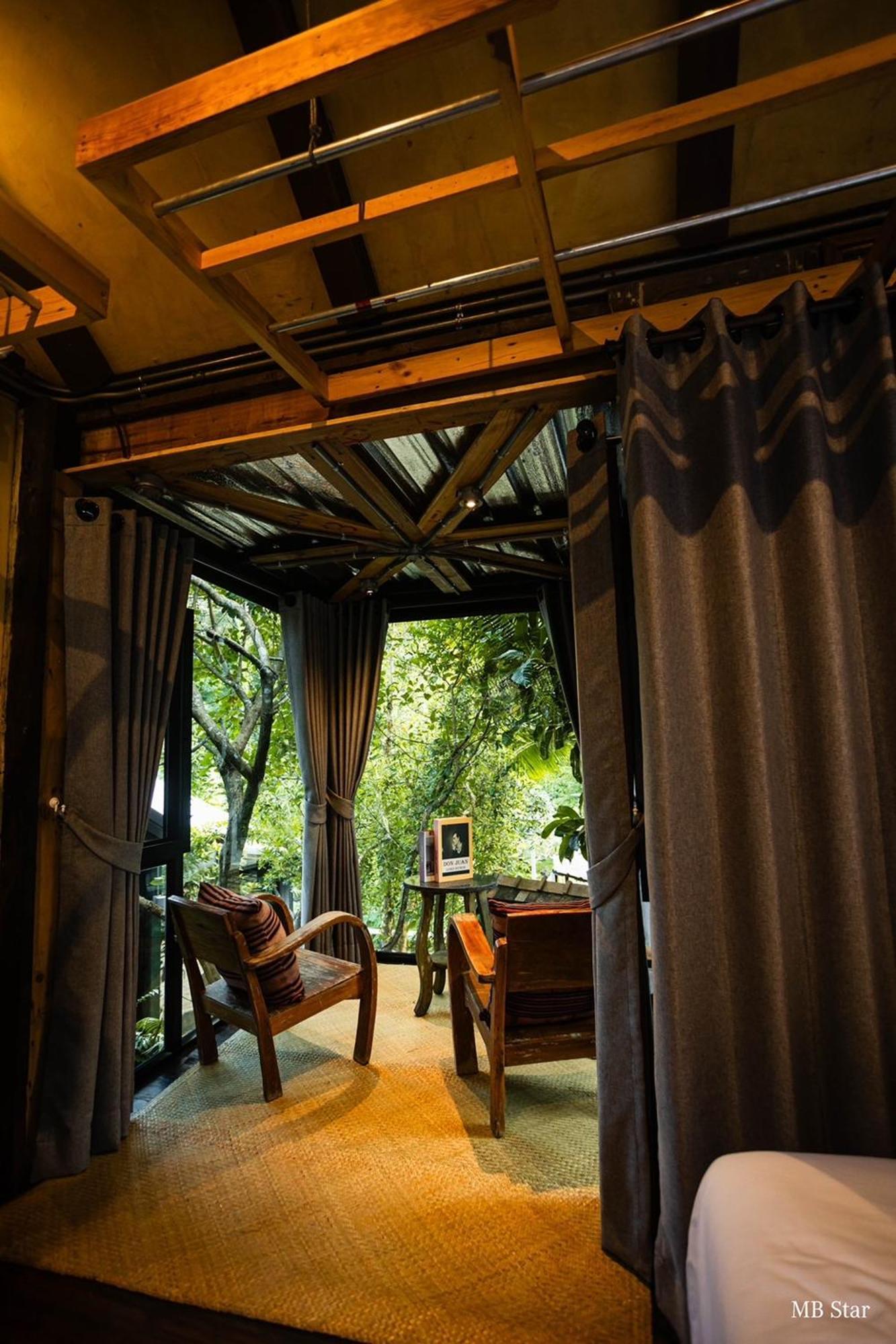 Voraman Hut Hotel Ban Pang Bo Hu Bon Exterior photo